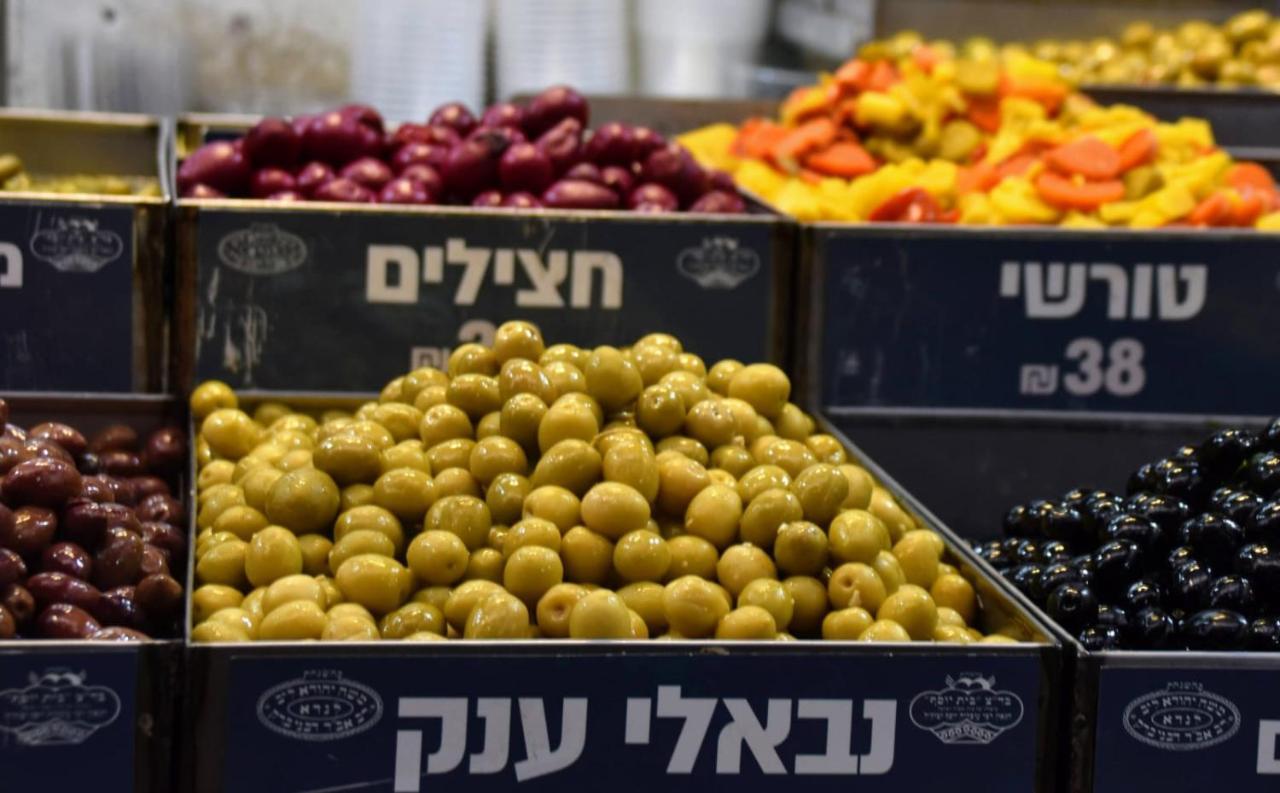 エルサレムמקום מקסים באווירה ירושלמית ממש על שוק מחנה יהודהアパートメント エクステリア 写真